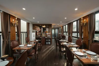 TrangTrang Luxury Hotel – Foto’s 3