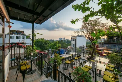 TrangTrang Luxury Hotel – Foto’s 6